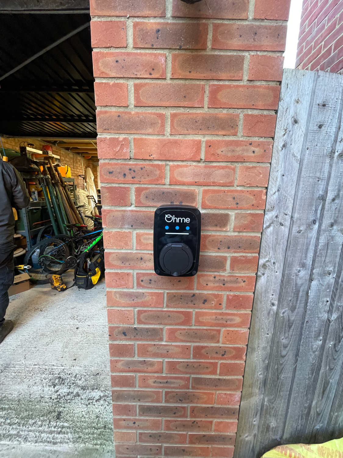 Ohme charger installation in Reading